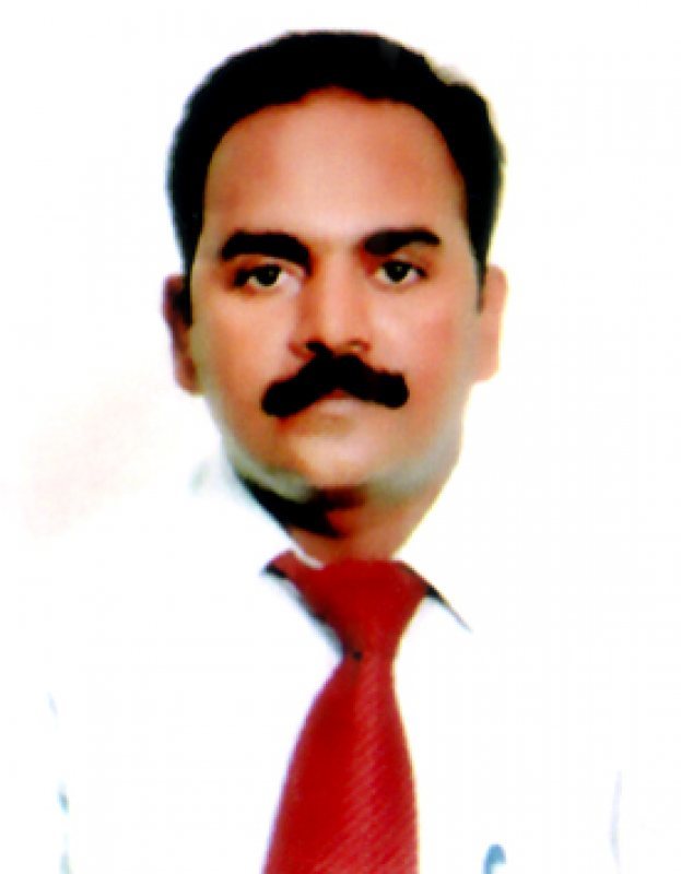 DR LAKSHMISREENIVASAREDDY DIRISINAPU