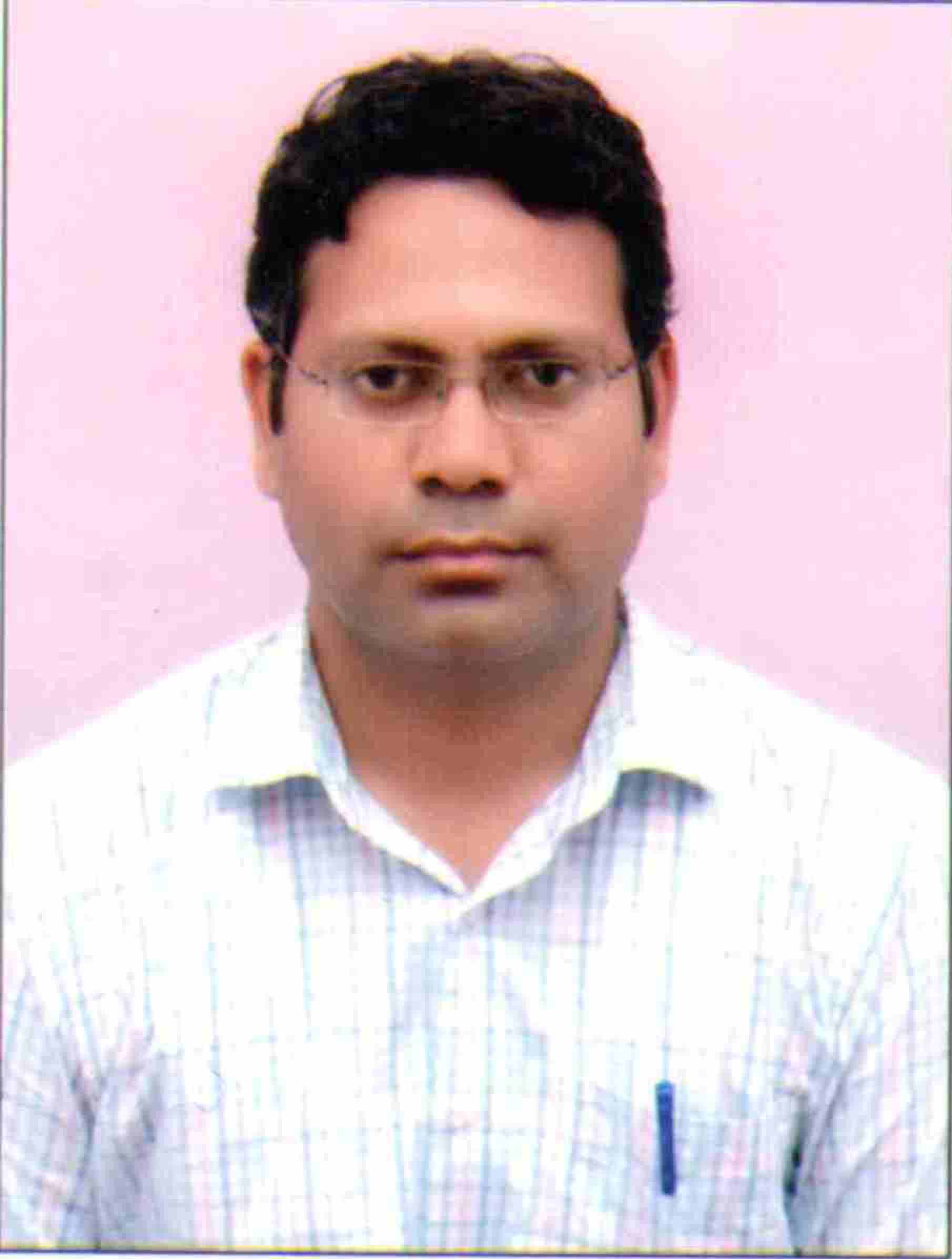 DR VINEET KUMAR